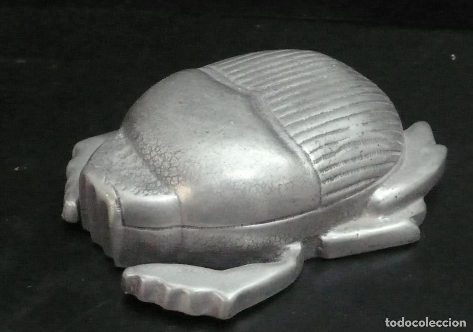 Coleccionismo: PEQUE&Ntilde;O ESCARABAJO DE ALUMINIO - Foto 1