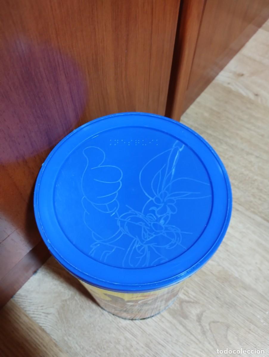 Coleccionismo: Bote / lata de Nesquik - Foto 4