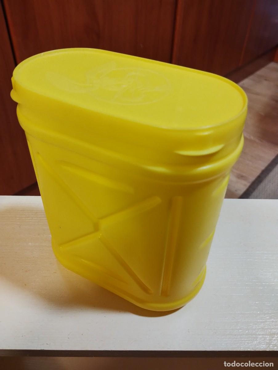 Coleccionismo: Bote / lata de Nesquik - Foto 2