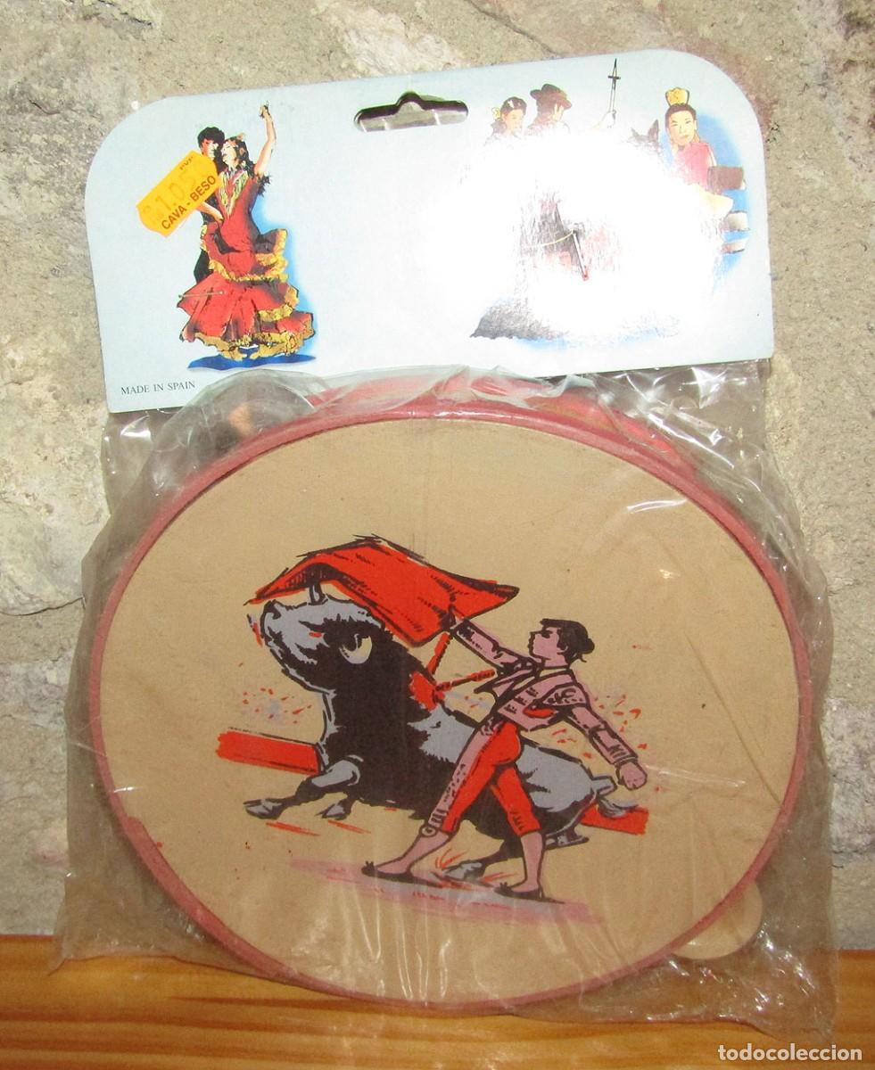 Coleccionismo: ANTIGUA PANDERETA SOUVENIR ESPA&Ntilde;A - A&Ntilde;OS 60/70 - NUEVA Y EN SU BOLSA - FLAMENCO TOROS