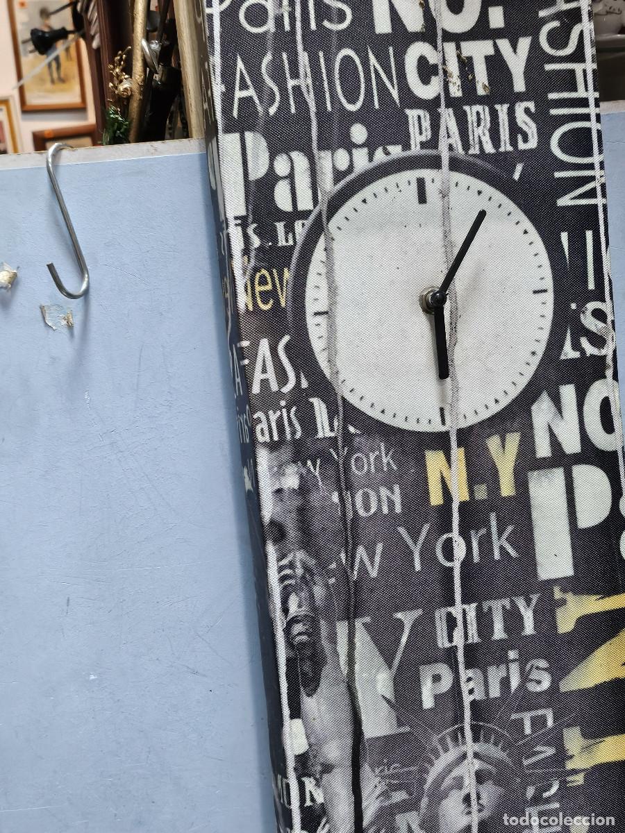 Coleccionismo: un cuadro con lienzo con reloj - Foto 2