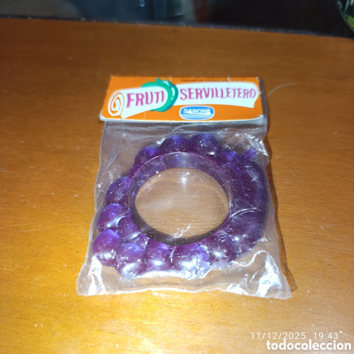 Coleccionismo: Danone,Fruti servilletero,uvas. - Foto 1