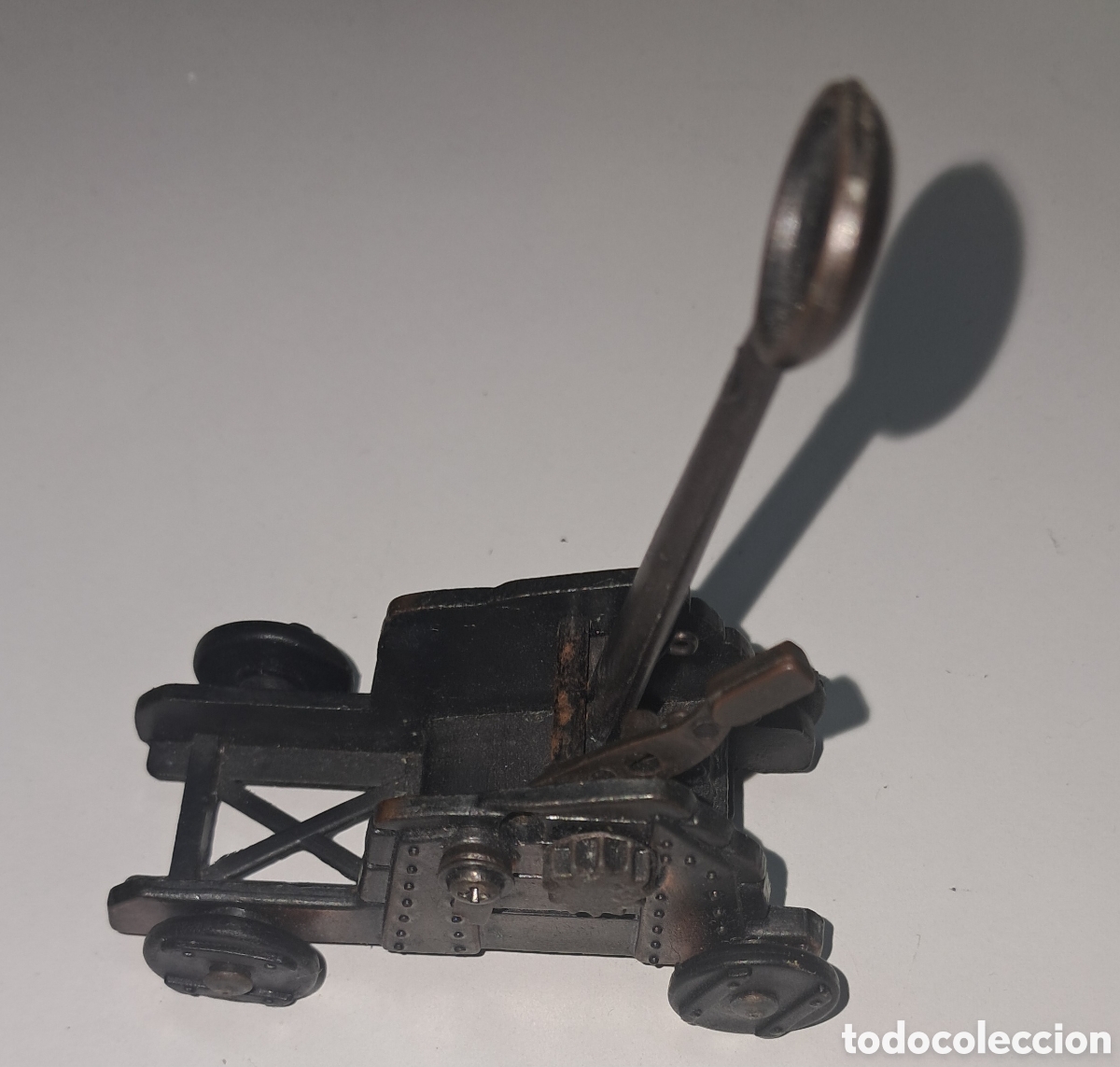 Coleccionismo: PLAYME SACAPUNTAS CATAPULTA - Foto 1