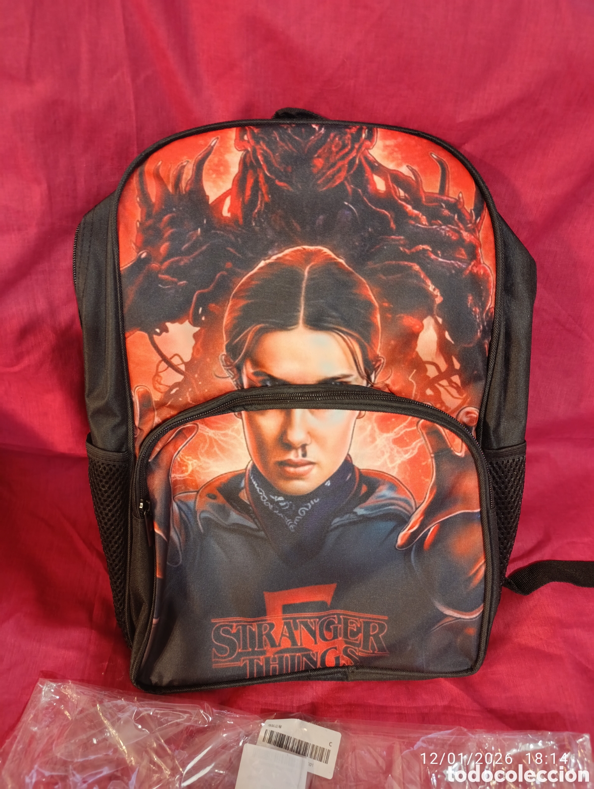Coleccionismo: Stranger things 5,Mochila a estrenar - Foto 4