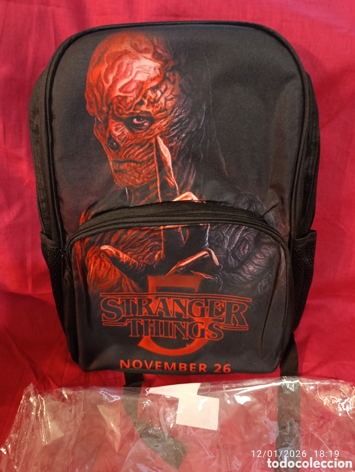 Coleccionismo: Stranger things 5,Mochila a estrenar - Foto 1