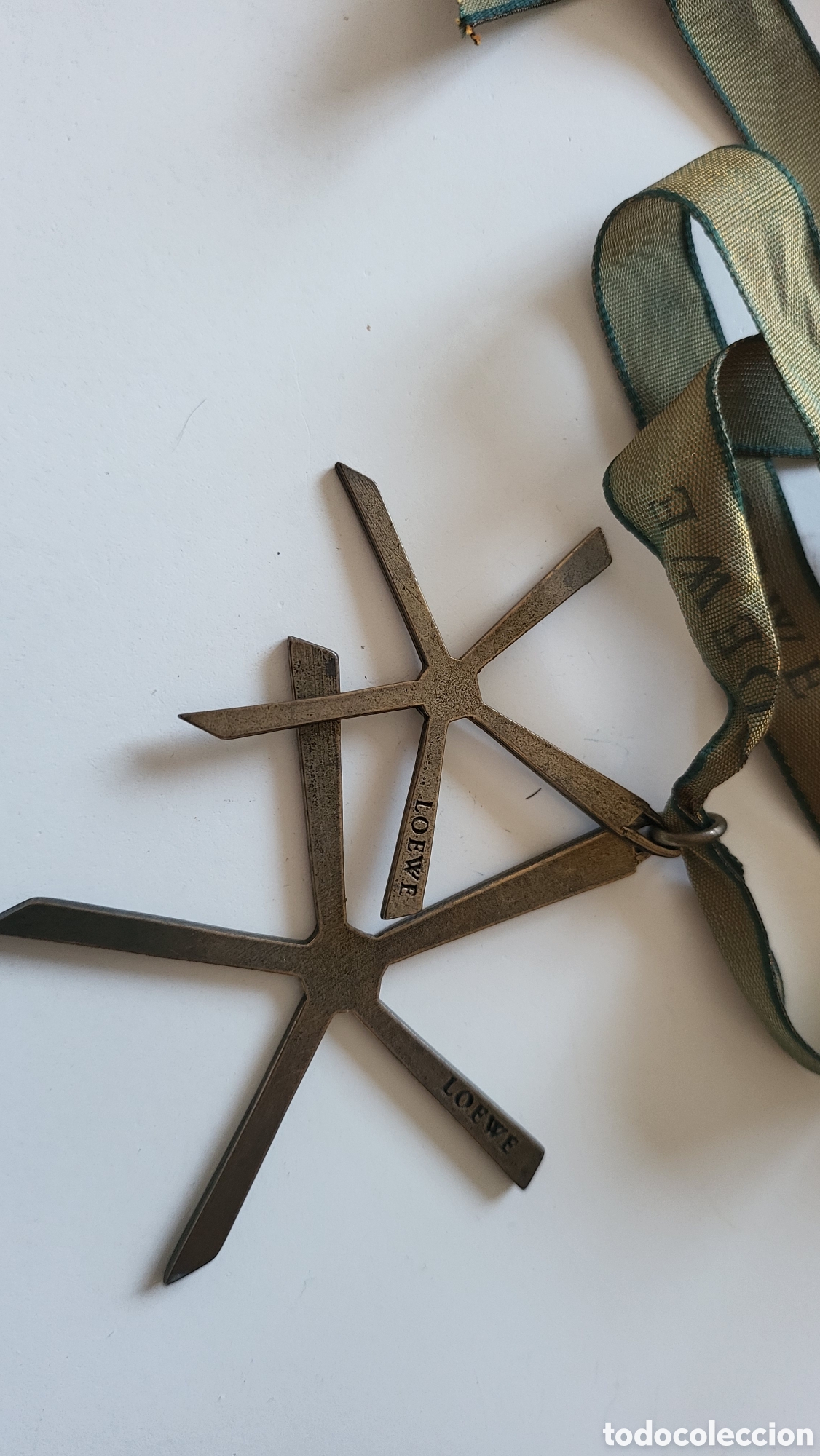 Coleccionismo: LOEWE CINTA CON DOS ESTRELLAS - Foto 2