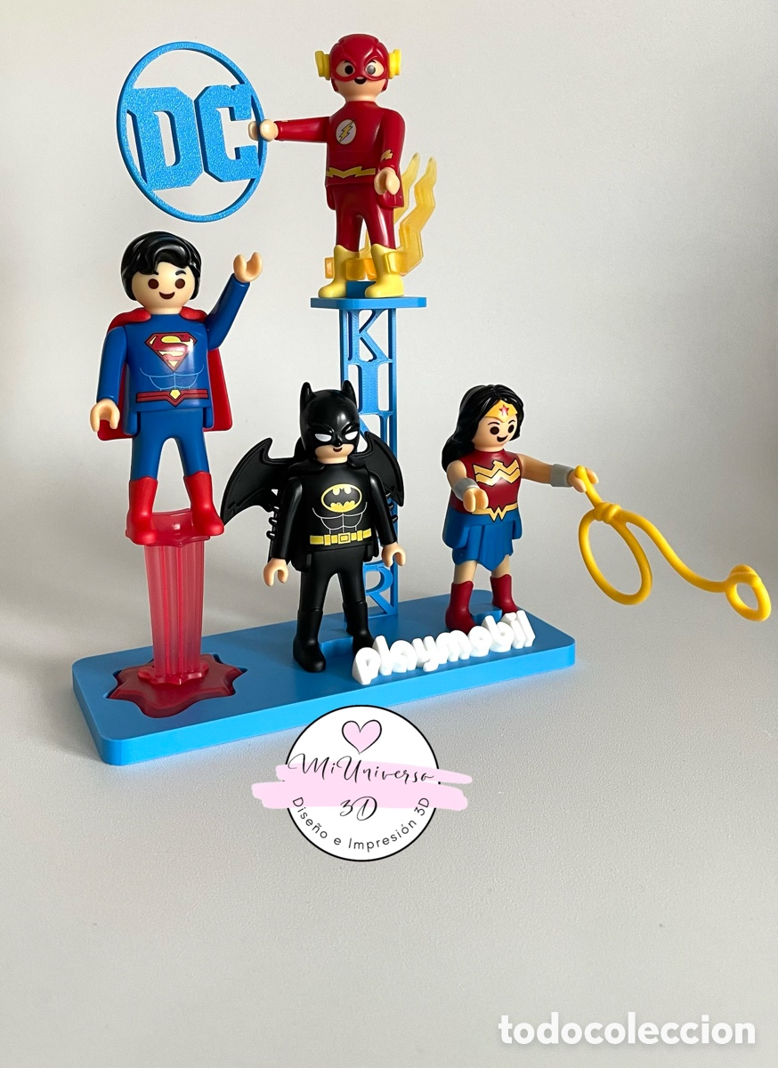 Coleccionismo: Base para figuras Maxi Playmobil DC Kinder - Foto 2