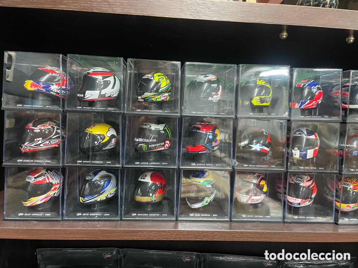 Coleccionismo: Colecci&oacute;n de cascos en miniatura - Foto 2