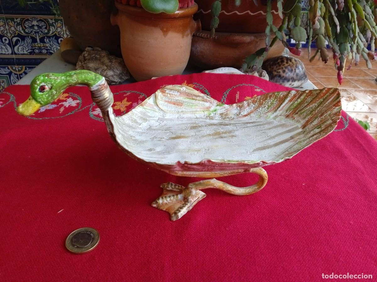 Collecting: Centro de mesa artístico artesanal en forma de pato