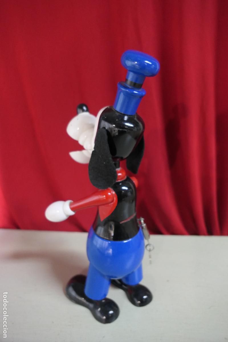 Coleccionismo: Mu&ntilde;eno, Pluto de madera, hucha - Foto 6