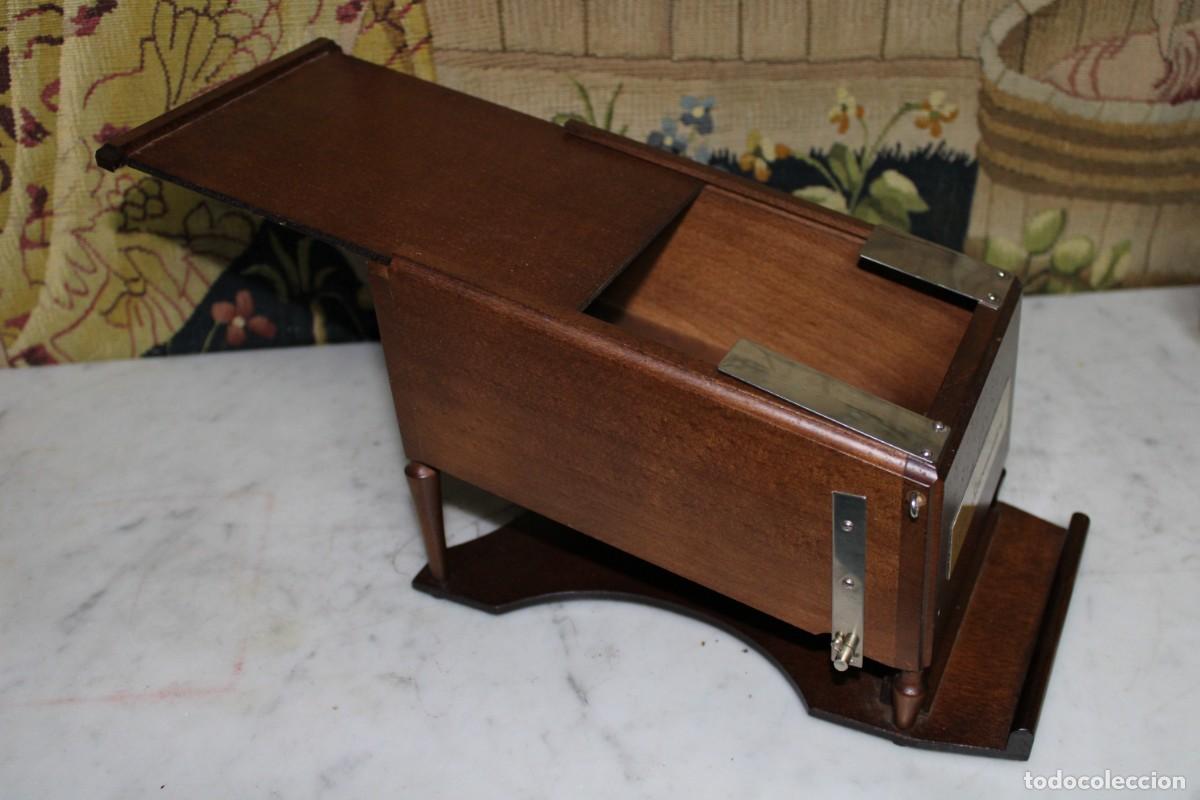Coleccionismo: DISPENSADOR DE CIGARRILLOS - Foto 2