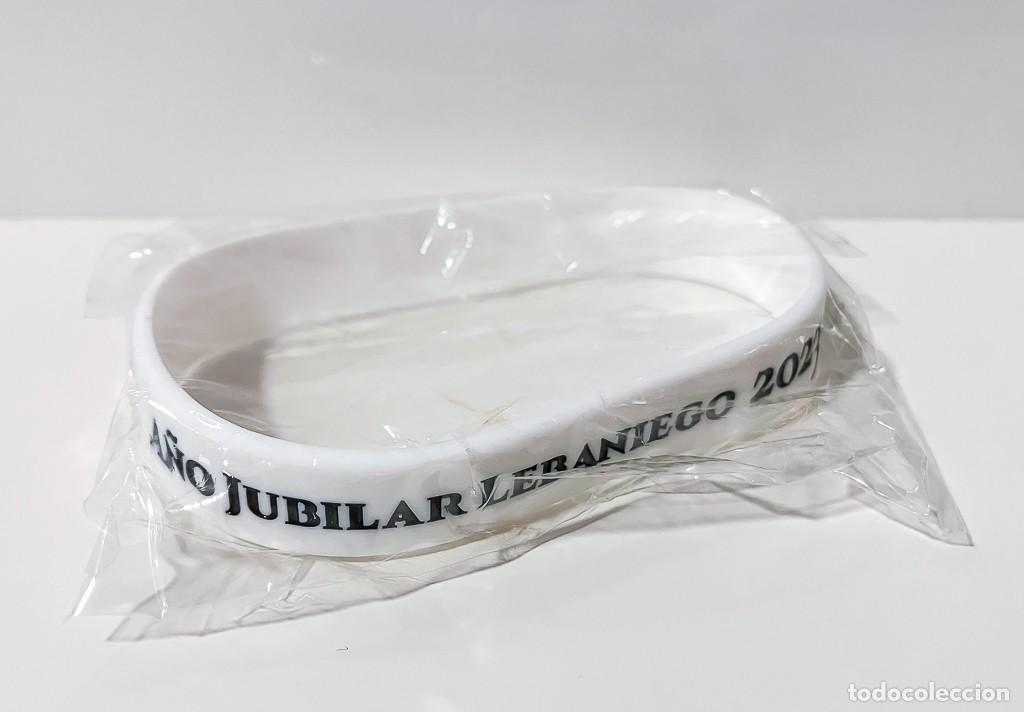 Coleccionismo: PULSERA CANTABRIA A&Ntilde;O JUBILAR LEBANIEGO - FITUR