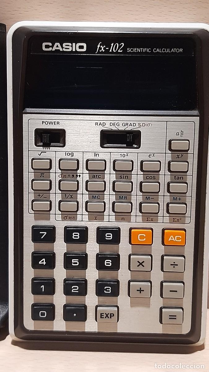 Coleccionismo: Calculadora cient&iacute;fica vintage CASIO FX-102 - Foto 1