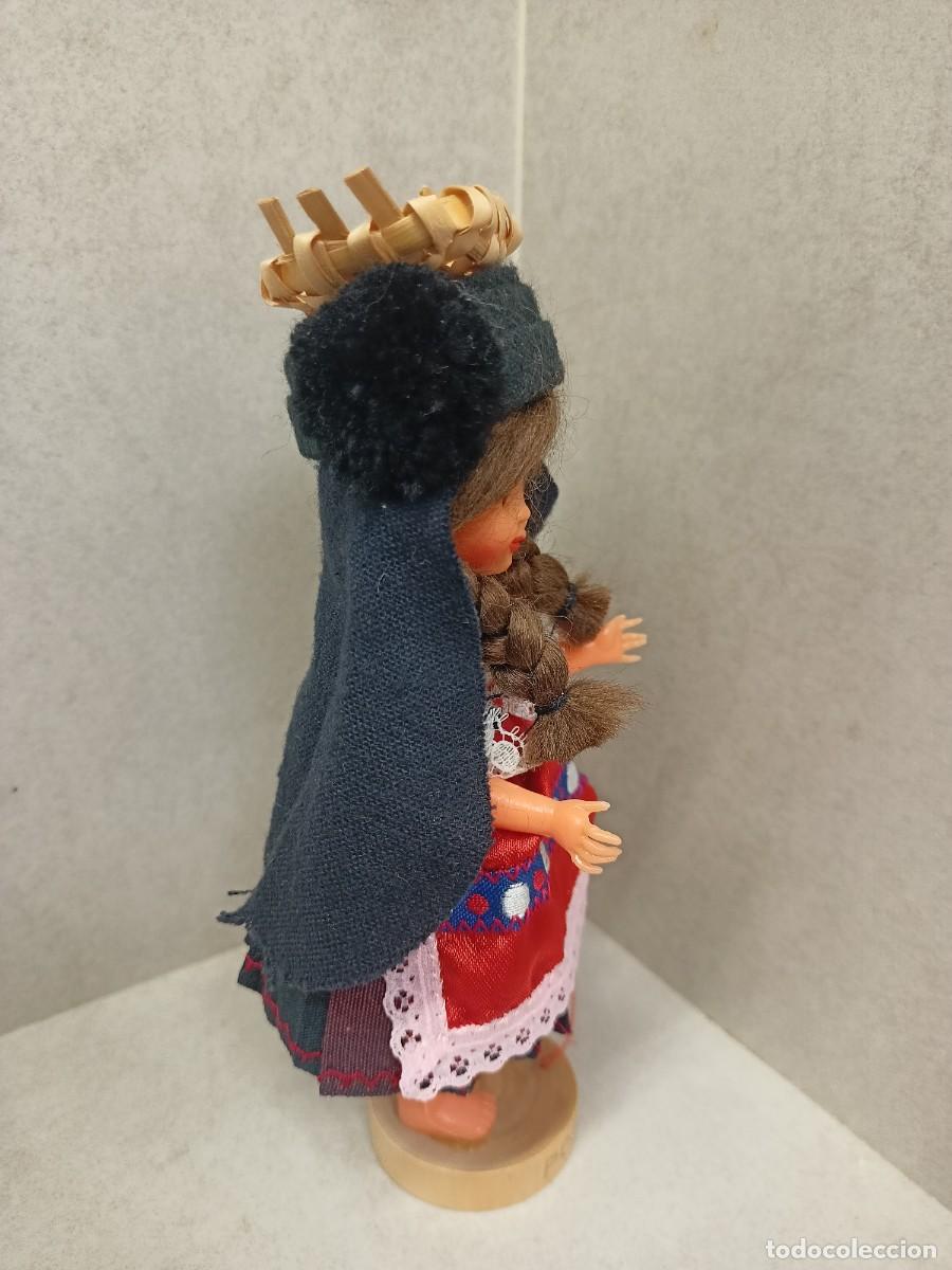 Coleccionismo: Colecci&oacute;n de mu&ntilde;ecas con trajes regionales - Foto 8