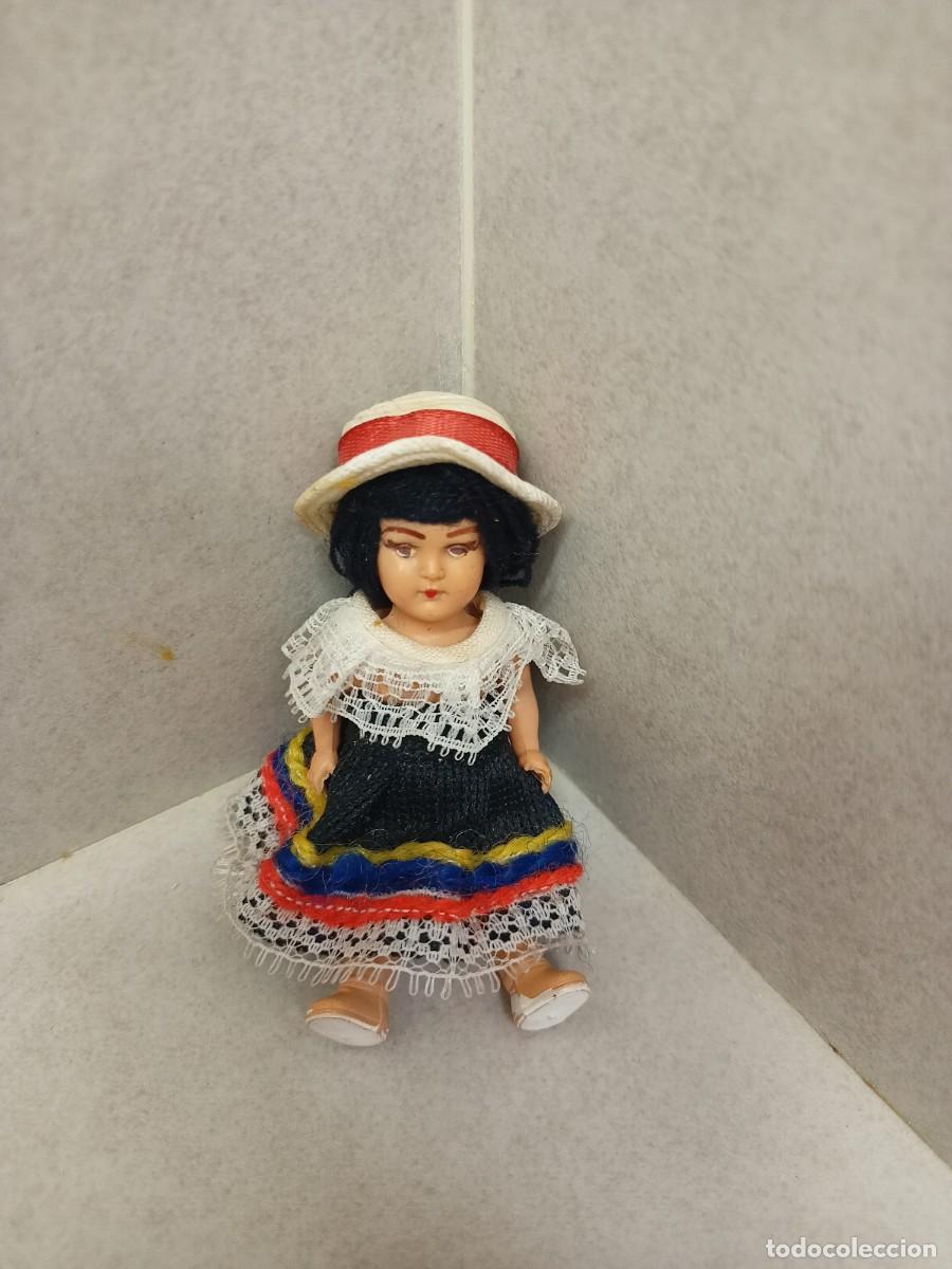 Coleccionismo: Colecci&oacute;n de mu&ntilde;ecas con trajes regionales - Foto 13