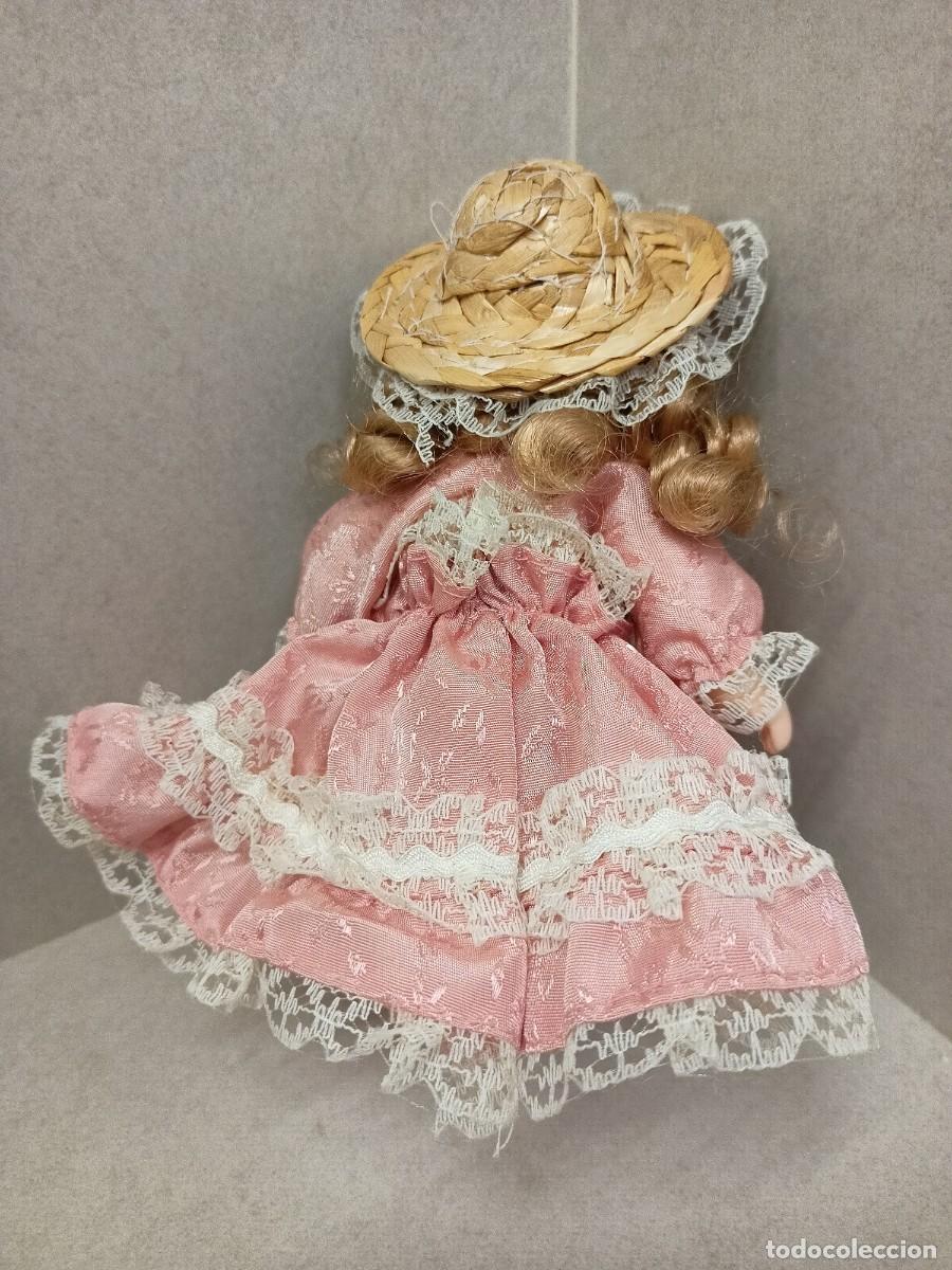 Coleccionismo: Mu&ntilde;ecas de porcelana - Foto 1