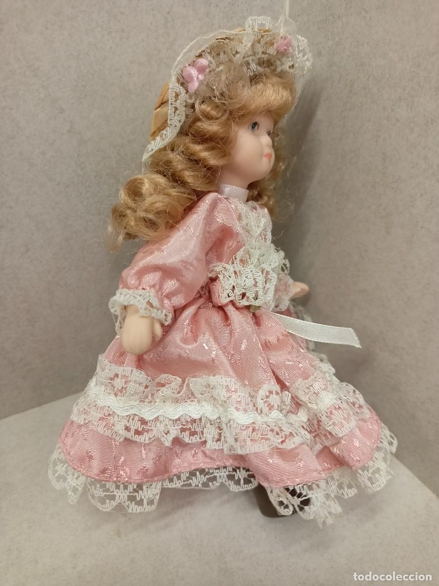 Coleccionismo: Mu&ntilde;ecas de porcelana - Foto 17