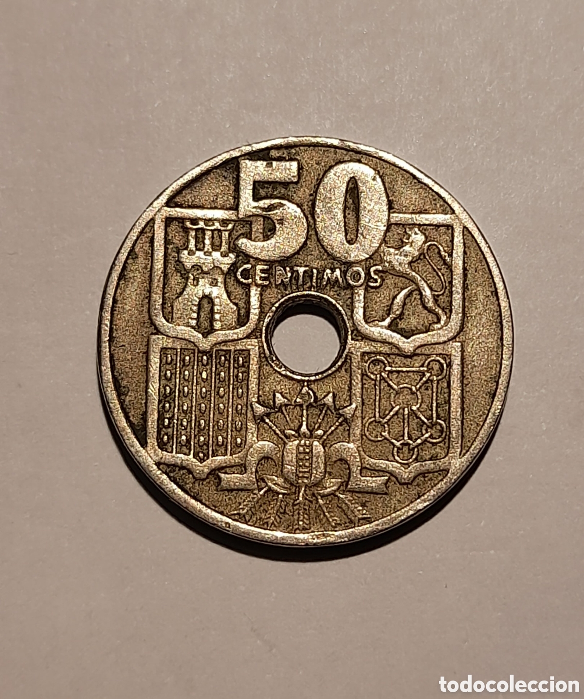 Collectionnisme: 50 C&eacute;ntimos 1949 *19 *51 con error. M&aacute;s Monedas en mi perfil.
