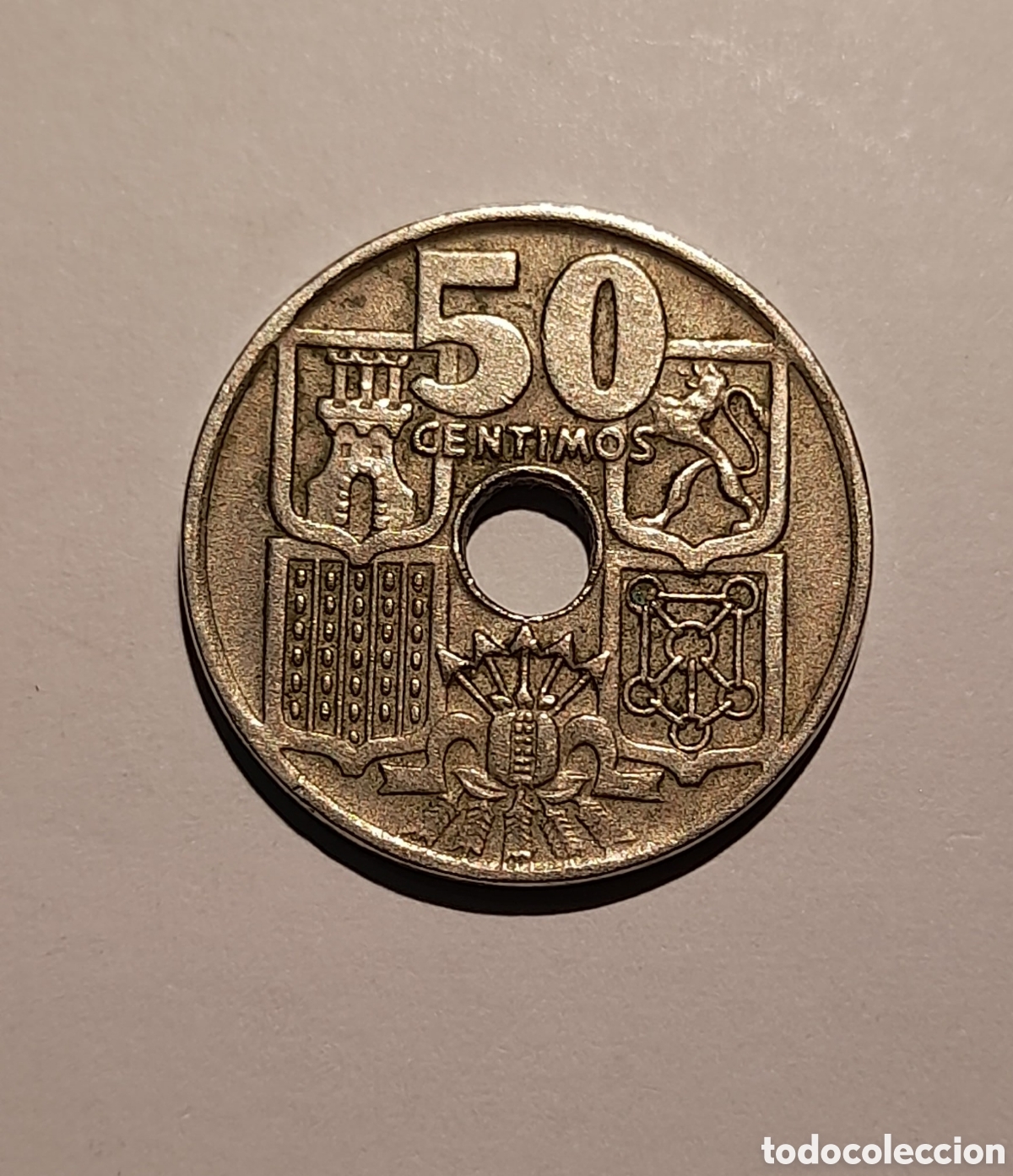 Collezionismo: 50 C&eacute;ntimos 1949 *19 *51 S/C con error ( Exceso Metal)M&aacute;s Monedas en perfil
