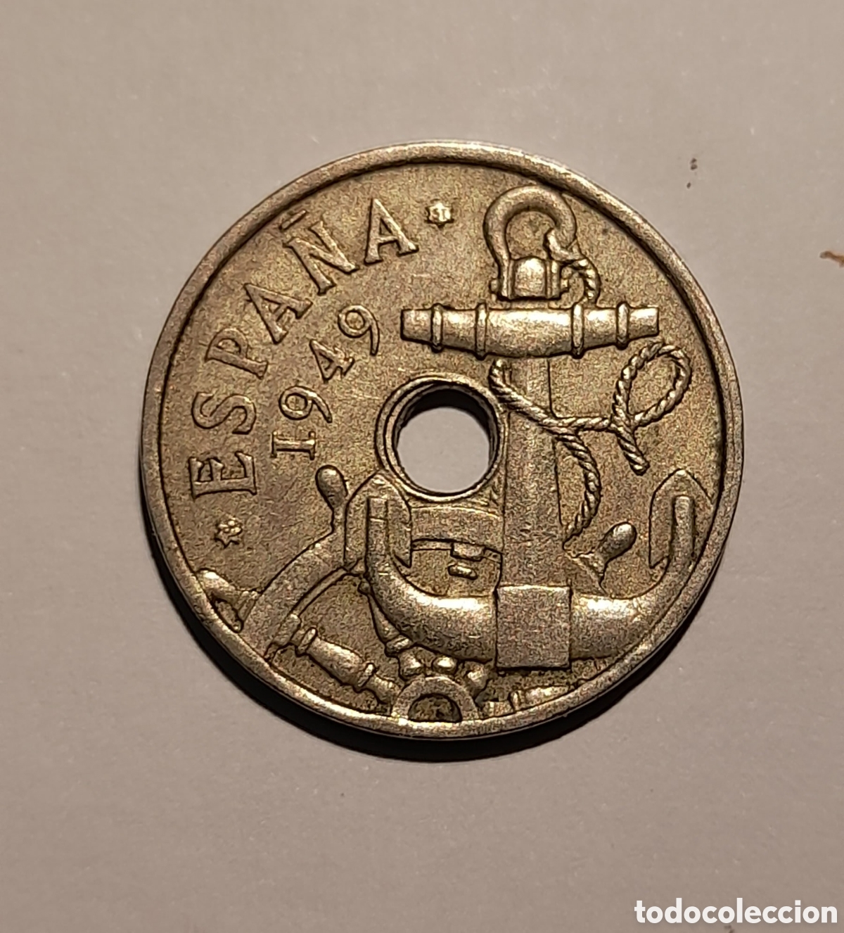 Coleccionismo: 50 C&eacute;ntimos Franco 1949 *19 *51 con error ( Descentrada ).M&aacute;s Monedas en mi perfil.