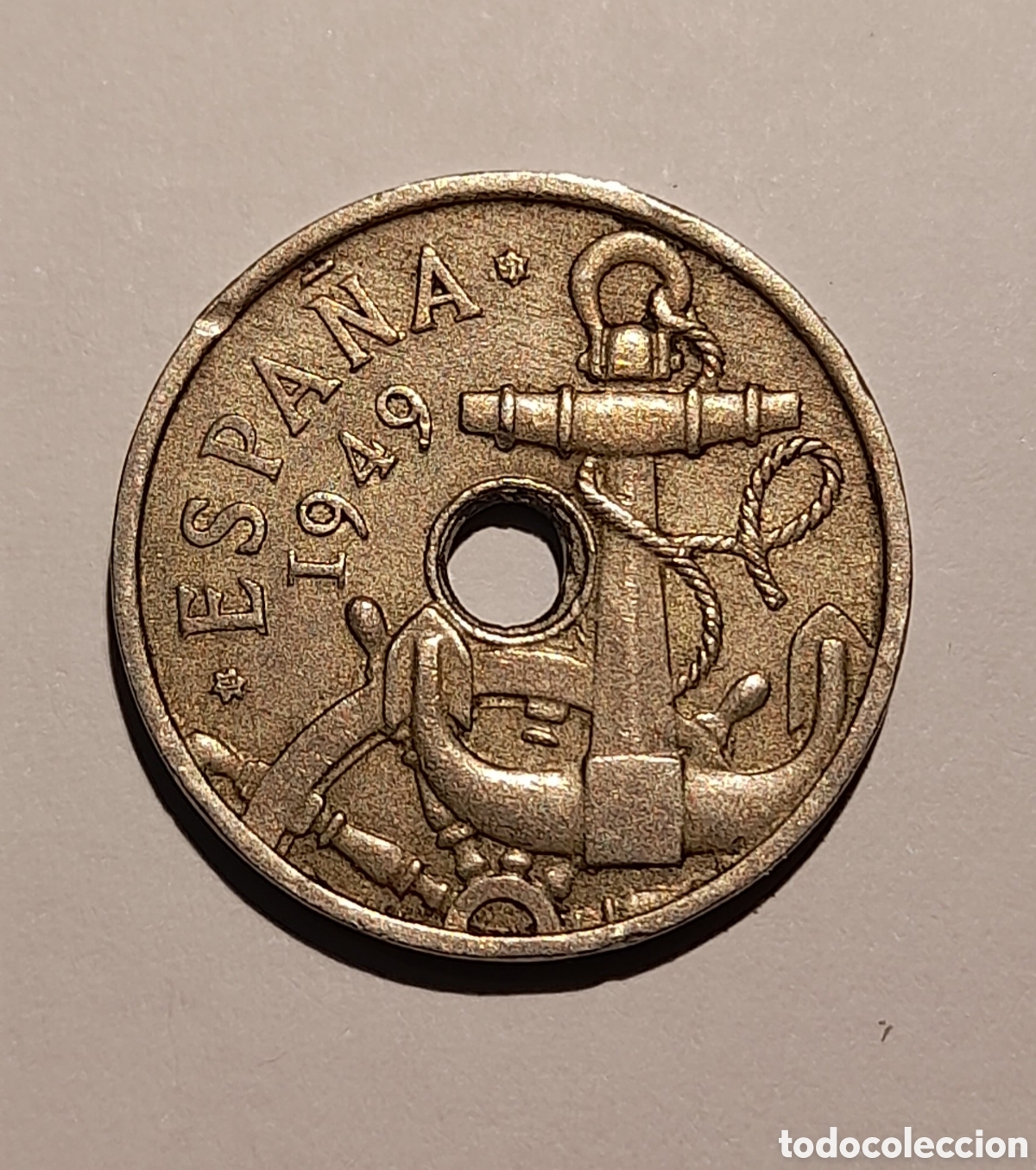 Coleccionismo: 50 C&eacute;ntimos Franco 1949 *19 *51 con error ( Descentrada ). M&aacute;s Monedas en mi perfil .