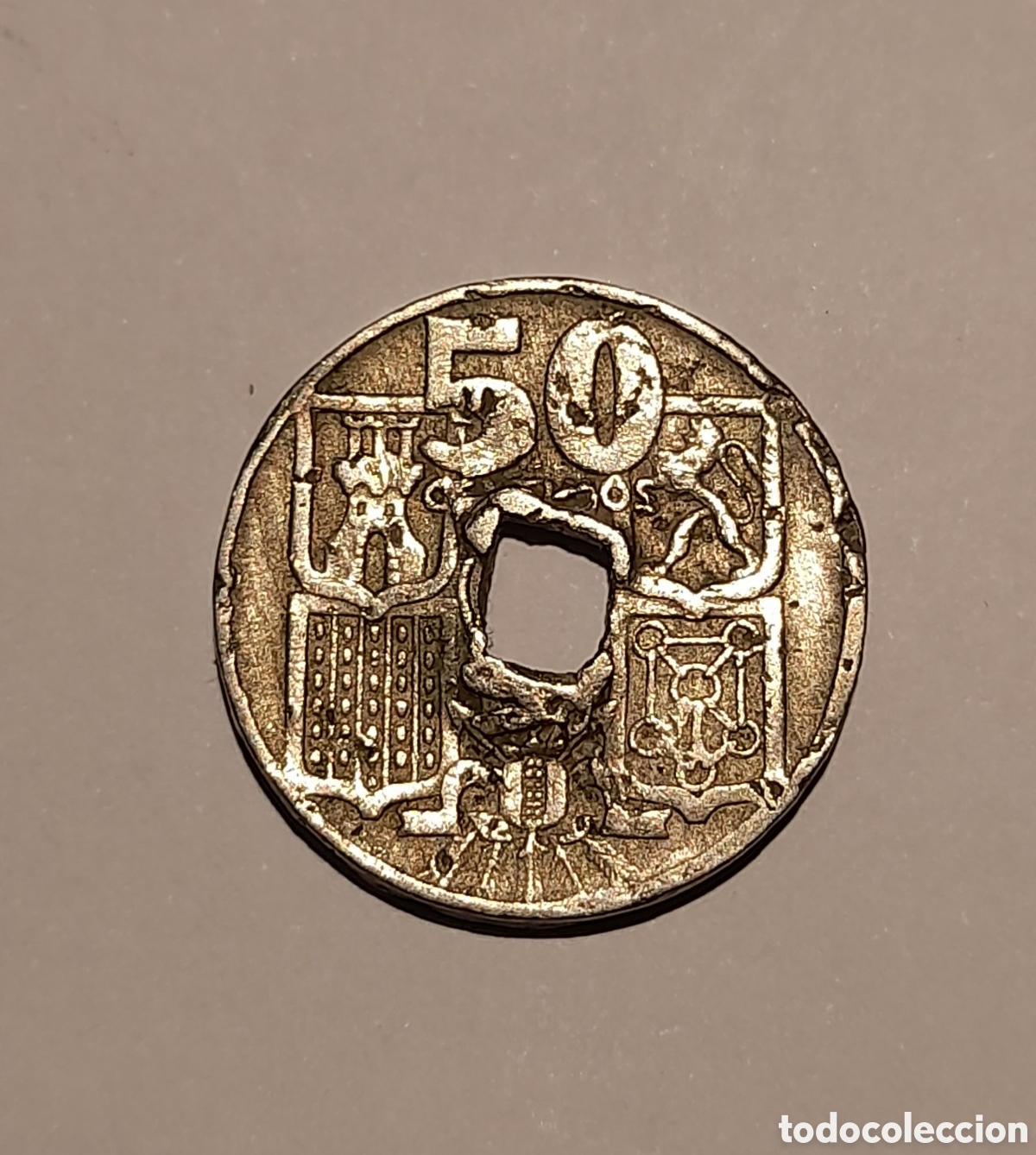 Coleccionismo: 50 C&eacute;ntimos Franco 1949 *19 *53 con error . M&aacute;s Monedas en mi perfil