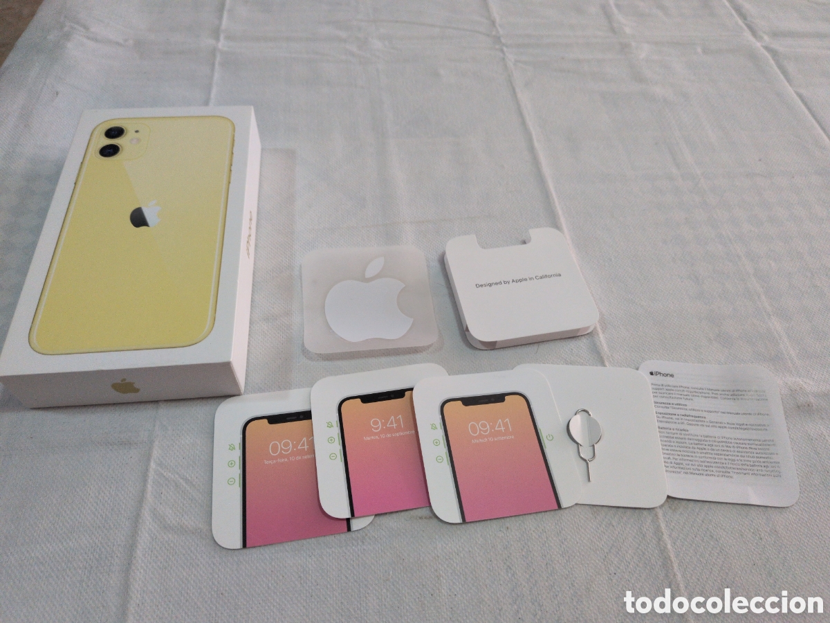 Coleccionismo: Cajas y papeles del iPhone 11 y Airpods - Foto 2