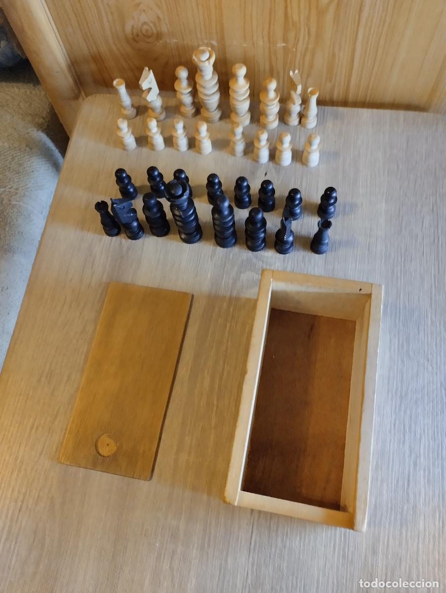 Coleccionismo: ajedrez de madera con su caja - Foto 1