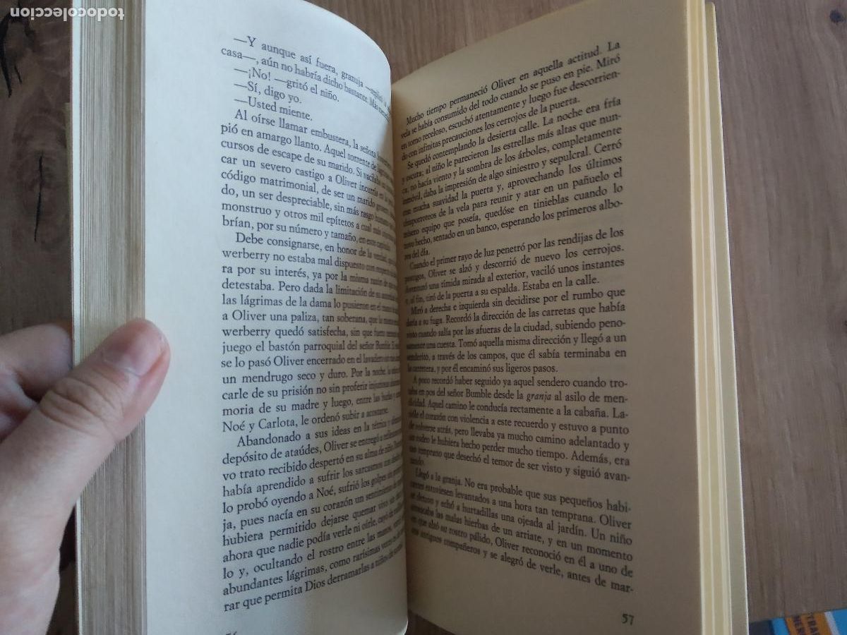 Coleccionismo: LIBRO OLIVER TWIST CHARLES DICKENS - Foto 2