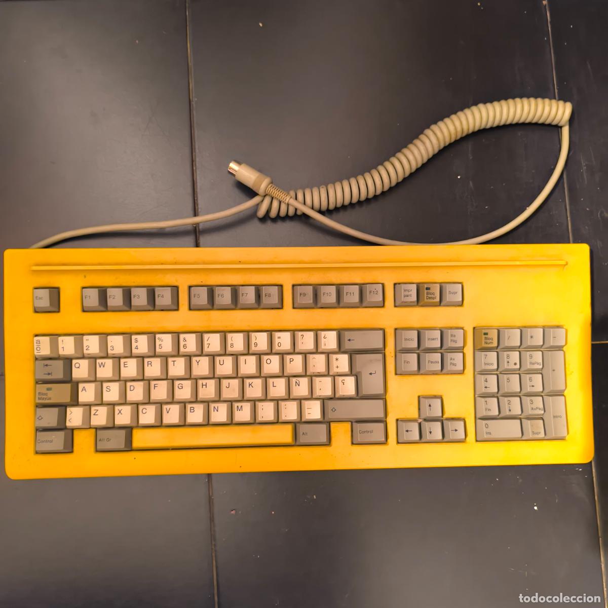 Coleccionismo: teclado mec&aacute;nico sanyo 1987 - Foto 2