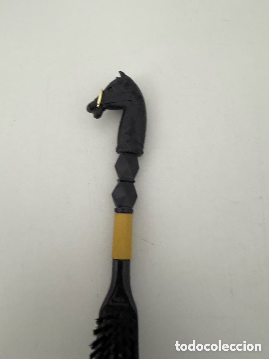 Coleccionismo: Cepillo con cabeza de caballo - Foto 2
