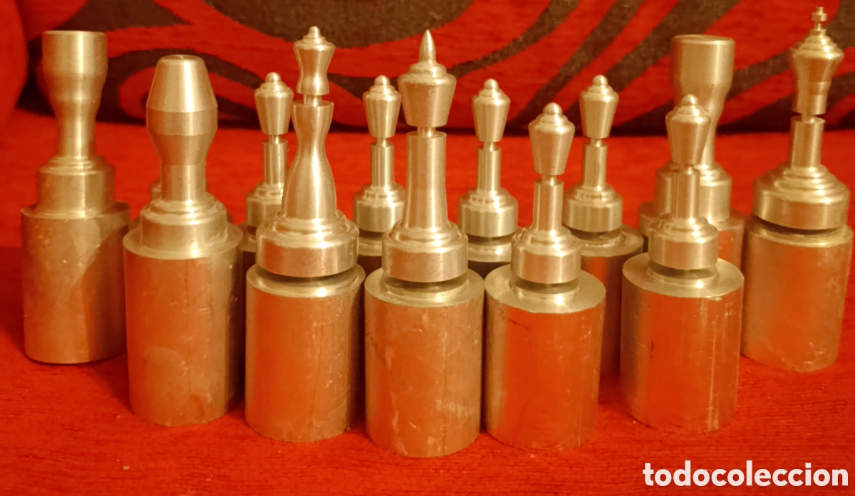 Coleccionismo: 15 FIGURAS DE AJEDREZ TORNEADAS EN ALUMINIO - Foto 2