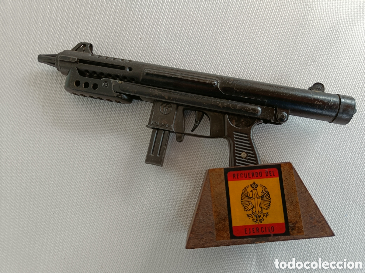 Coleccionismo: R&eacute;plica del Subfusil Z-70 - Foto 2