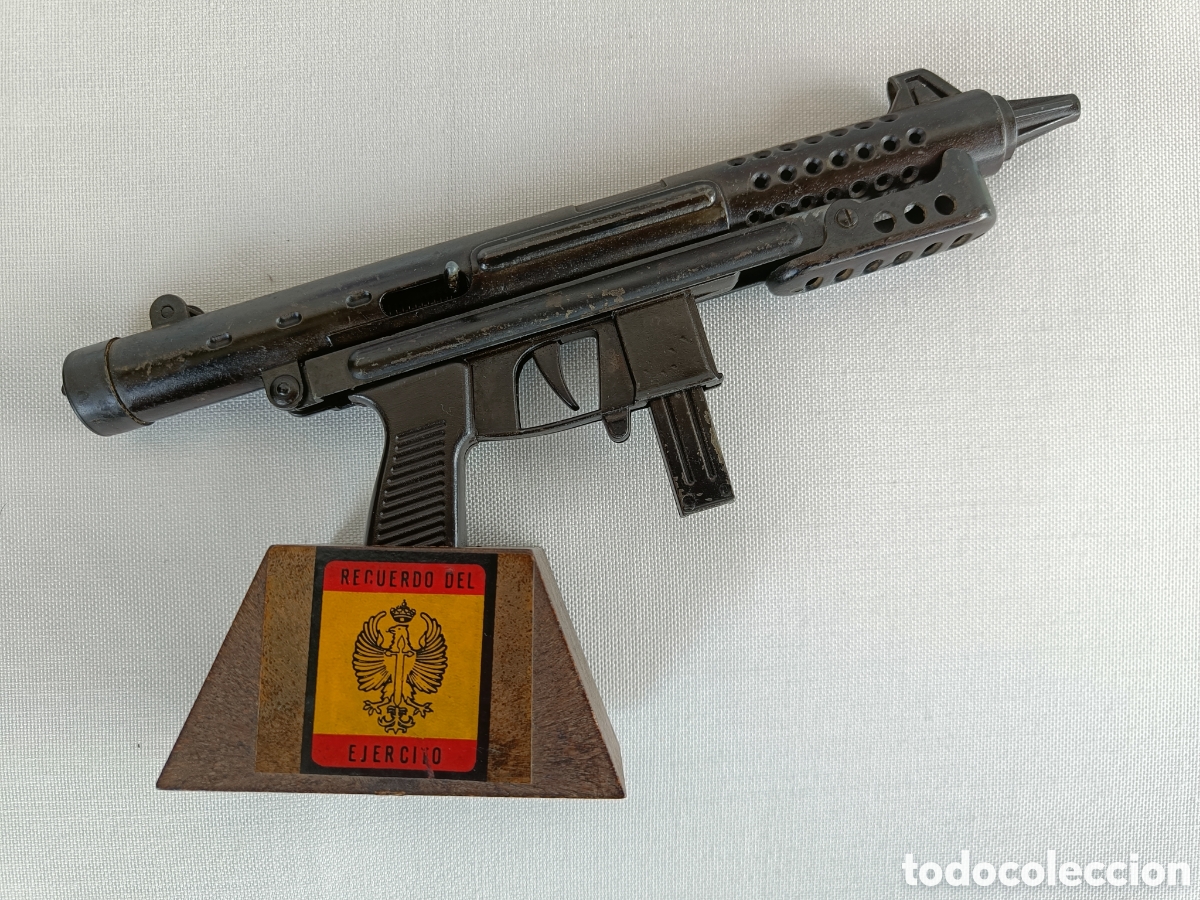 Coleccionismo: R&eacute;plica del Subfusil Z-70 - Foto 1