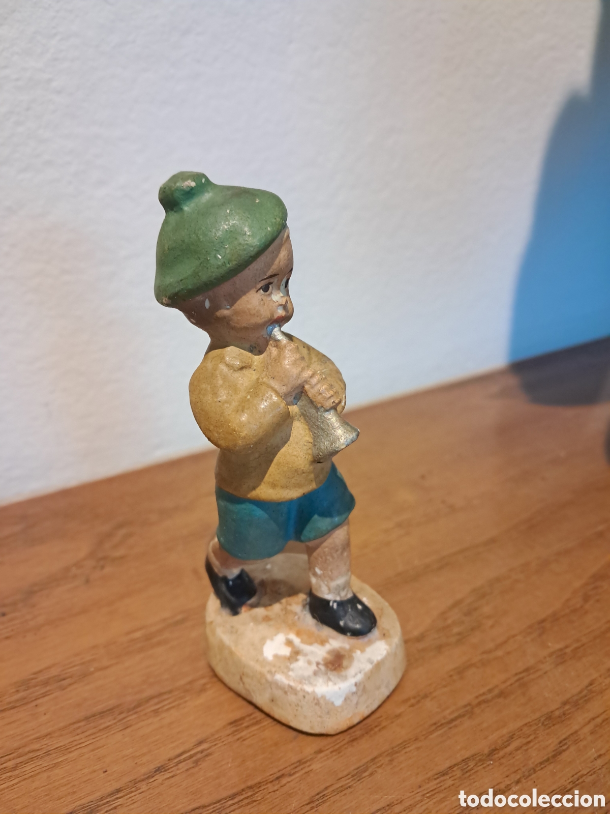 Coleccionismo: Figura nen tocant la trompeta - Foto 1