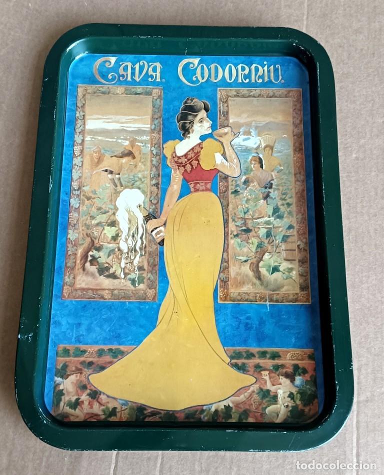 Coleccionismo: Bandeja de CHAPA CODORNIU - Foto 1