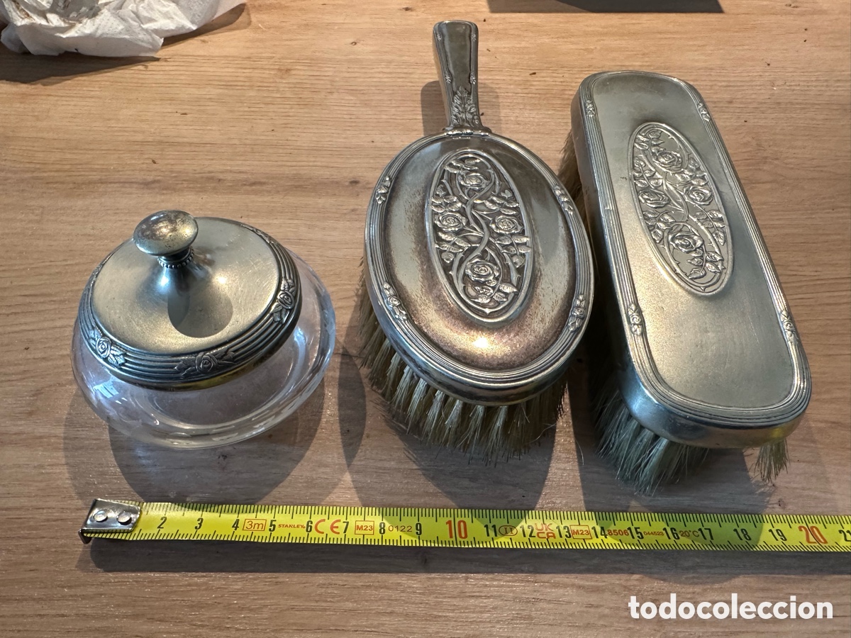 Coleccionismo: Juego de tocador metal. - Foto 10