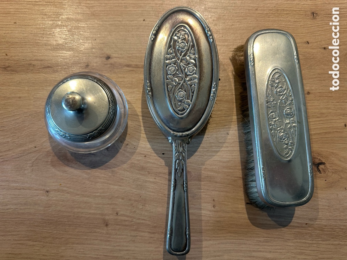 Coleccionismo: Juego de tocador metal. - Foto 1