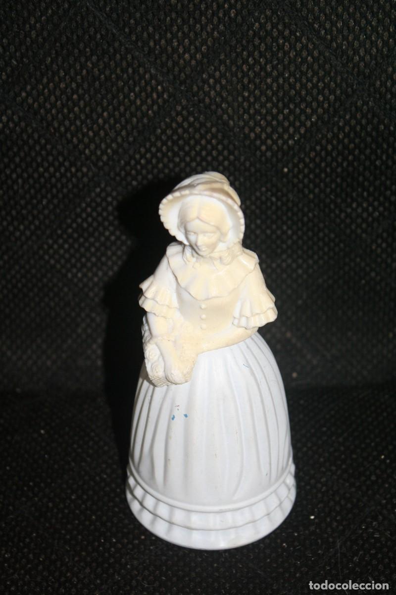 Coleccionismo: mu&ntilde;eca avon figura figura - Foto 1