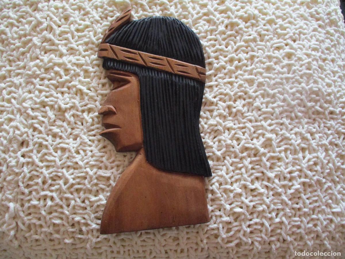 Coleccionismo: FIGURA INDIGENA hecho de madera - Foto 1