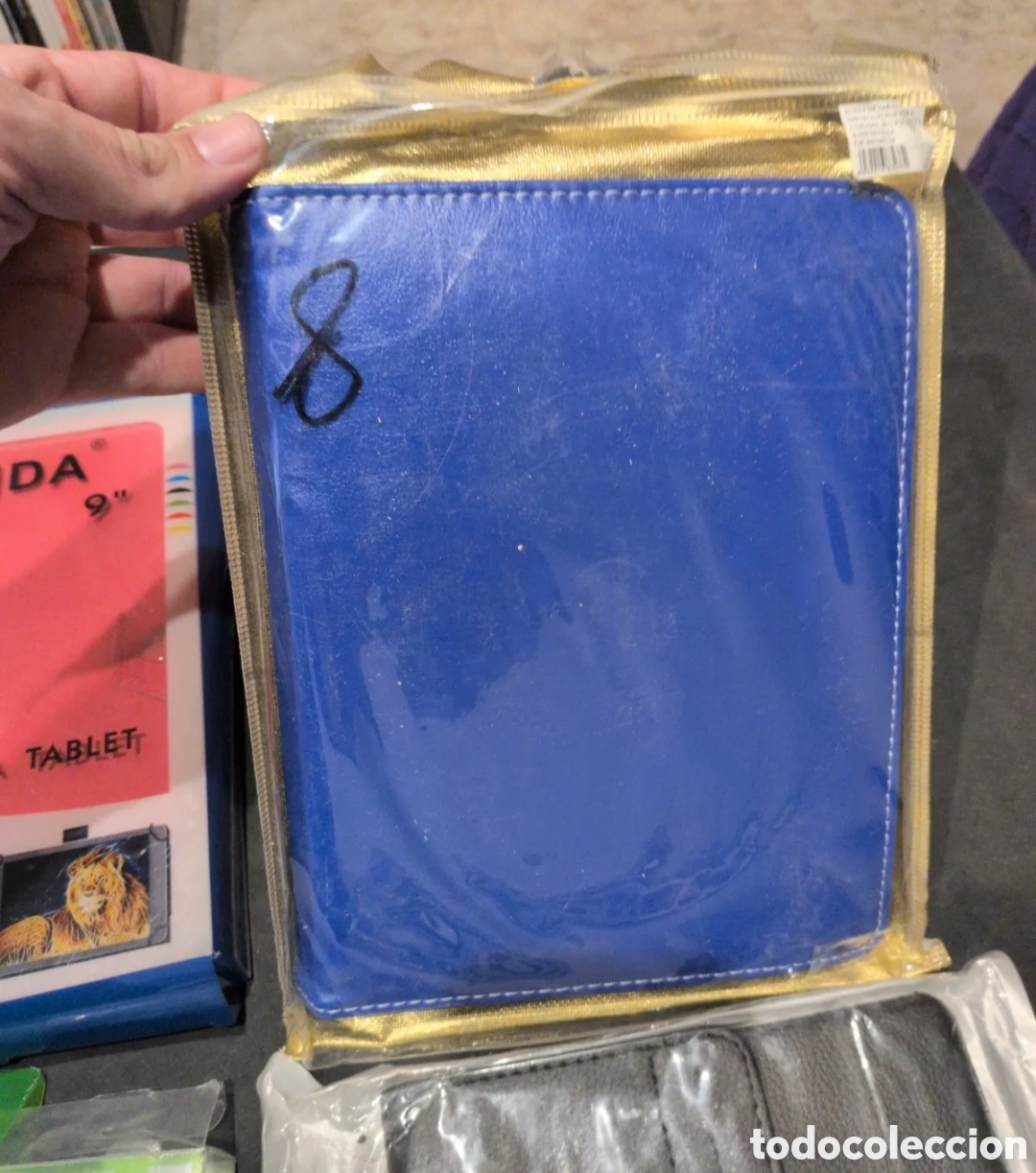 Coleccionismo: Lote de fundas para Tablet y I Phone - Foto 6
