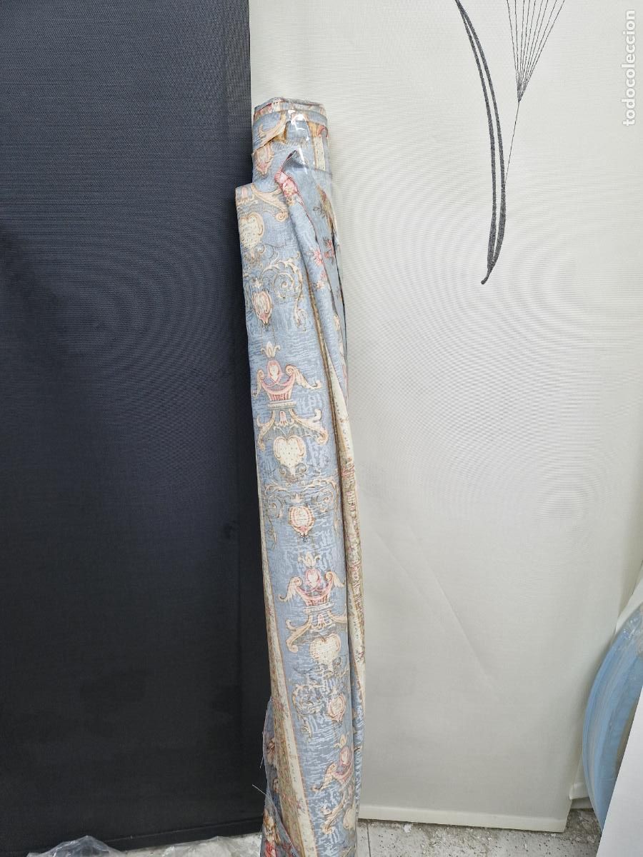 Coleccionismo: BONITO ROLLO DE TELA EN BUEN ESTADO. ESTILO ESTAMPADO DE FLORES