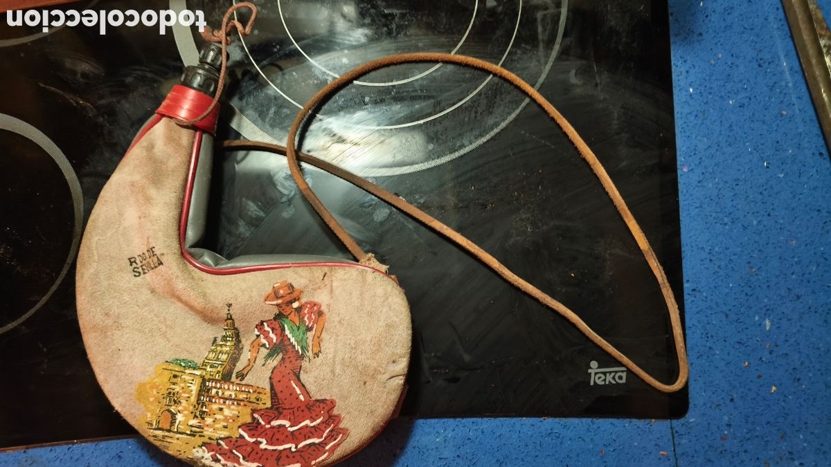 Coleccionismo: Antigua bota de vino recuerdo de Sevilla andai