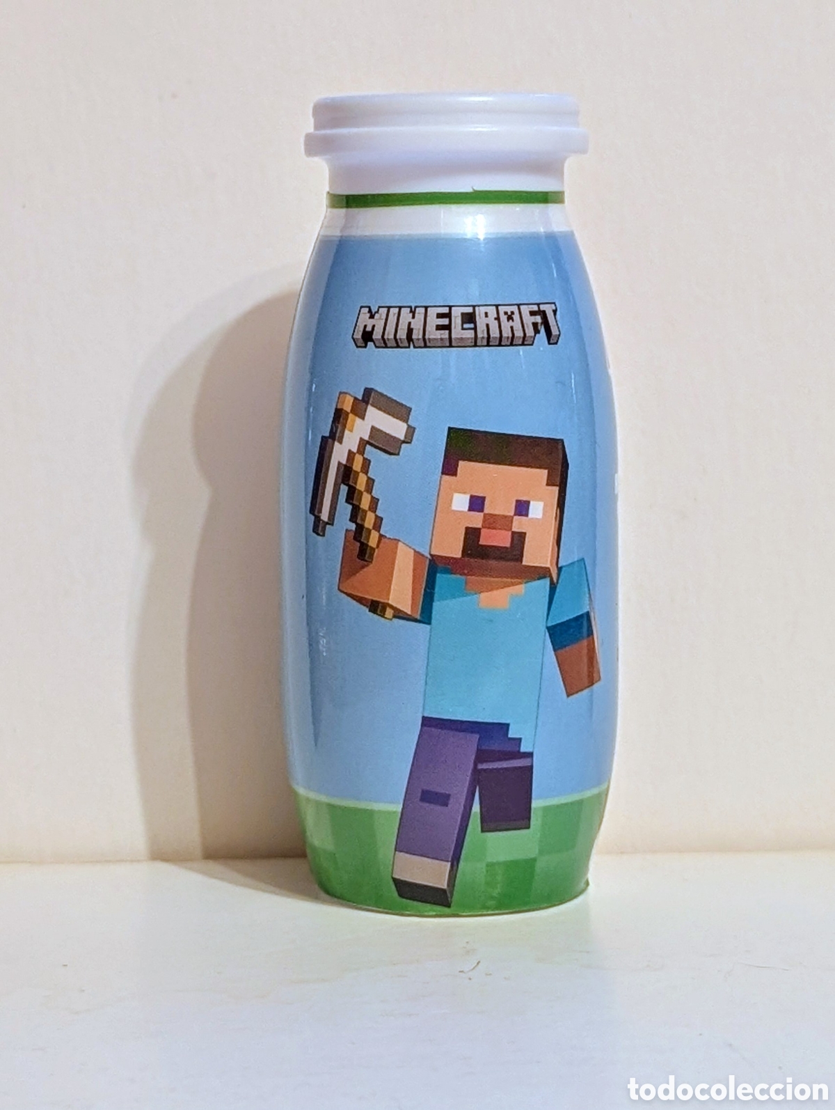 Coleccionismo: Botella envase Minecraft Actimel - Foto 1