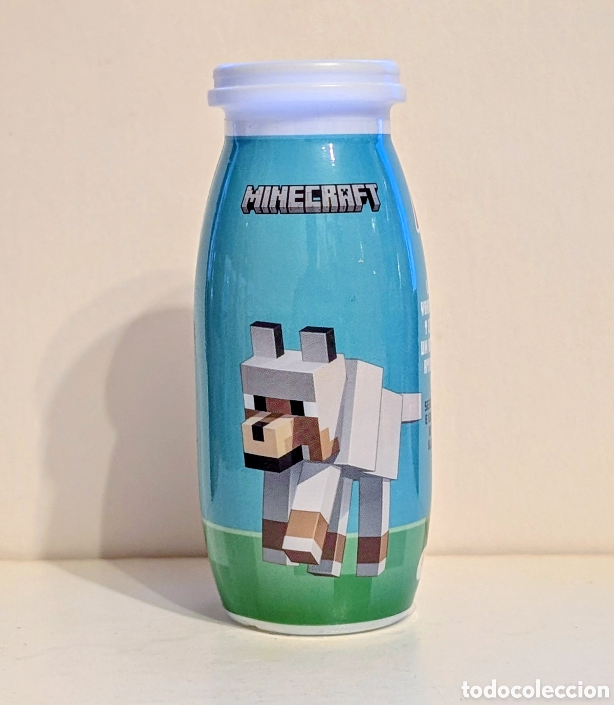 Coleccionismo: Botella envase Minecraft Actimel - Foto 1