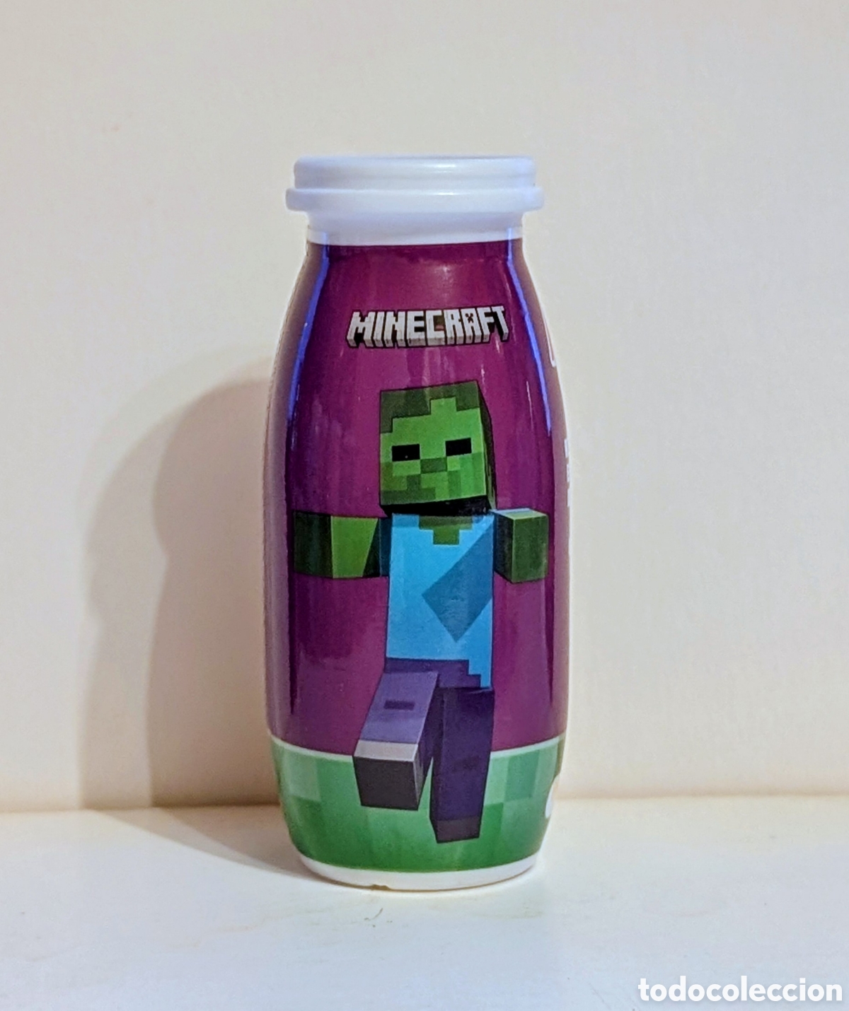 Coleccionismo: Botella envase Minecraft Actimel - Foto 1