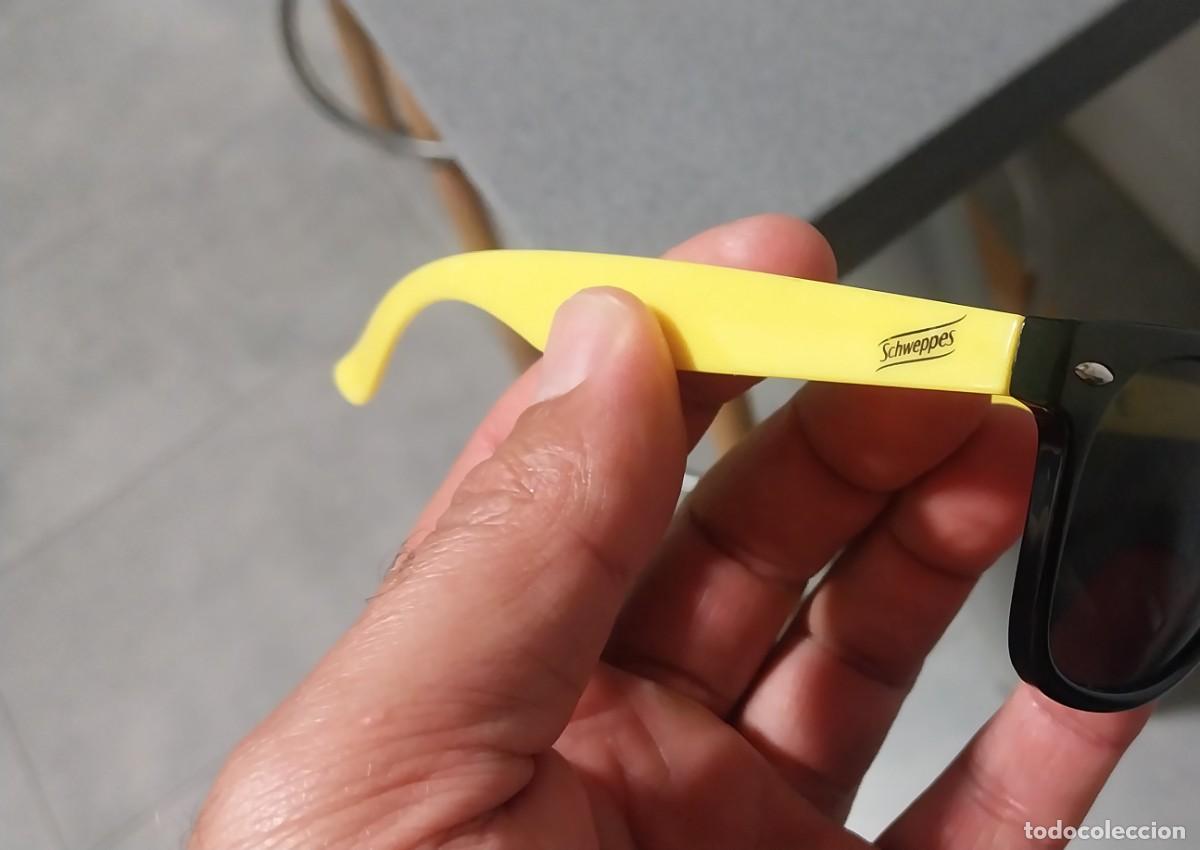 Coleccionismo: GAFAS DE SOL DE PUBLICIDAD SCHWEPPS - Foto 3