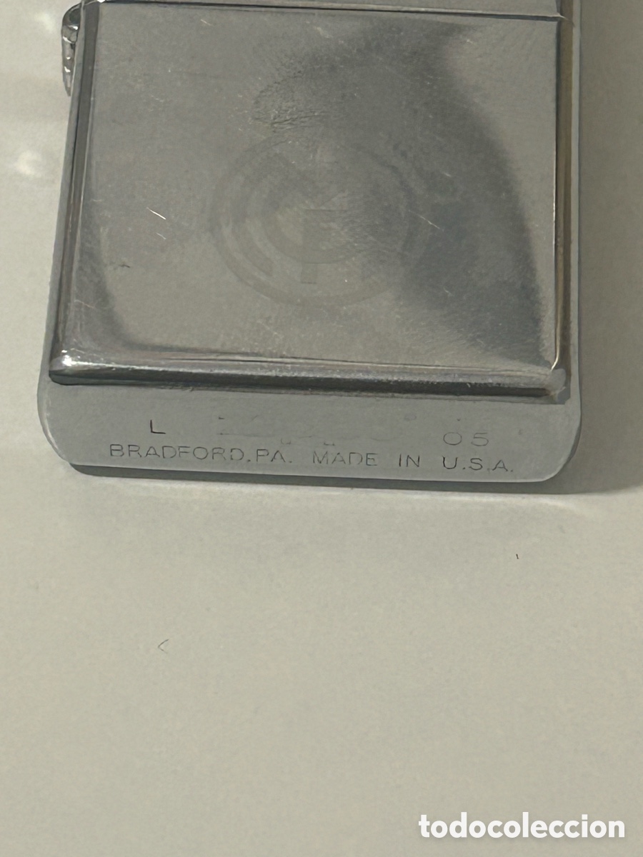 Coleccionismo: Zippo REAL MADRID Original - Foto 2