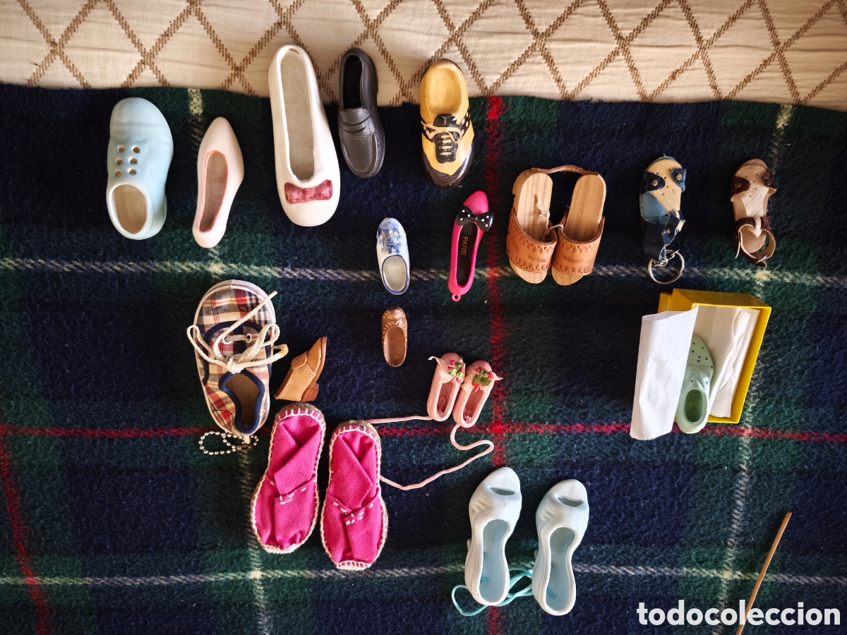 Coleccionismo: Colecci&oacute;n Zapatos en miniatura - Foto 1