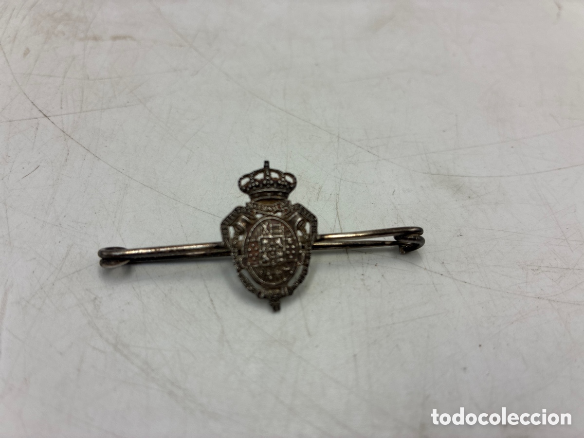 Coleccionismo: Broche en Plata . Instituto Nacional de Previsi&oacute;n. - Foto 1